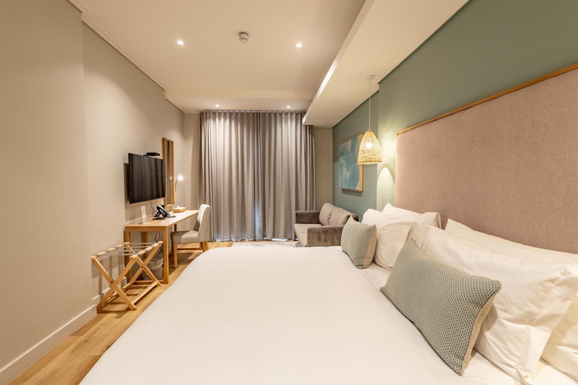 Plett Quarter Hotel - Lion Roars Hotels & Lodges Plettenberg Bay Room photo